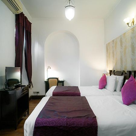 Praya Palazzo (Adults Only) Hotel Банкок Екстериор снимка